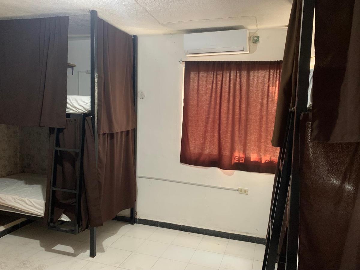 Spanglish Hostel Valladolid  Dış mekan fotoğraf